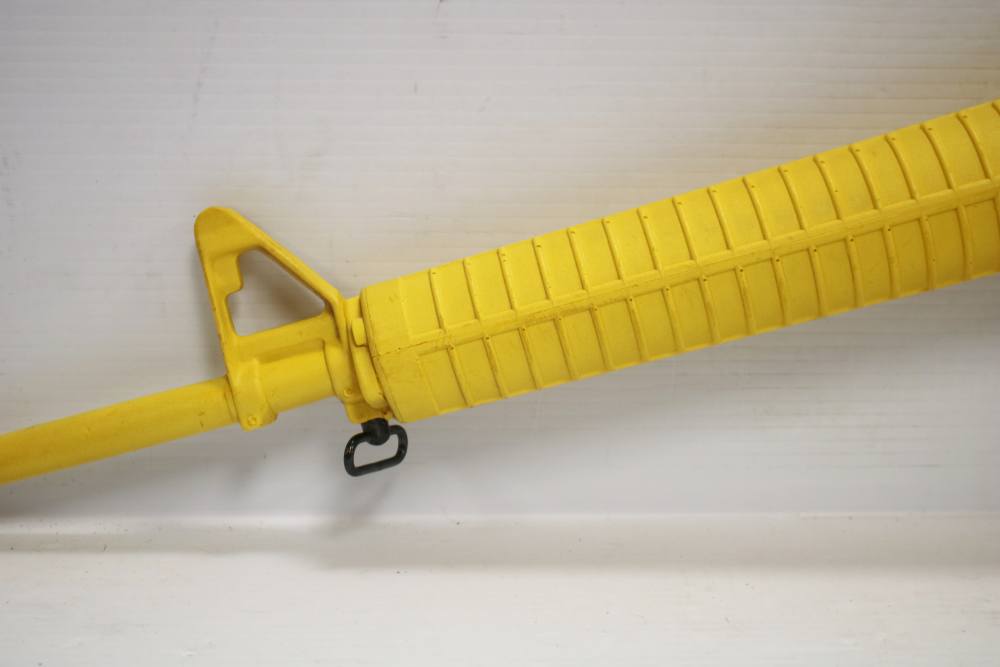 Ring's Blueguns Colt AR-15 A2 Gov't Model Safety Yellow Dummy Rifle-img-13