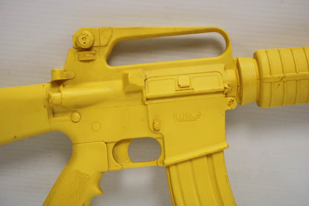 Ring's Blueguns Colt AR-15 A2 Gov't Model Safety Yellow Dummy Rifle-img-20