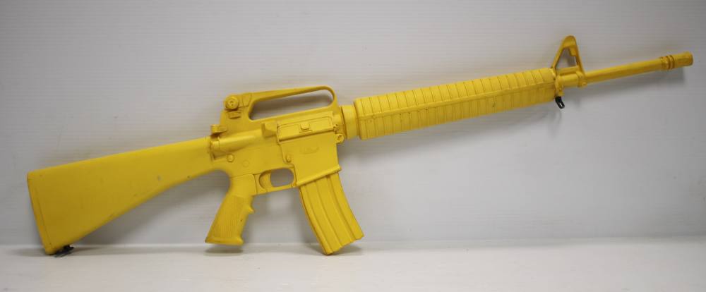 Ring's Blueguns Colt AR-15 A2 Gov't Model Safety Yellow Dummy Rifle-img-16