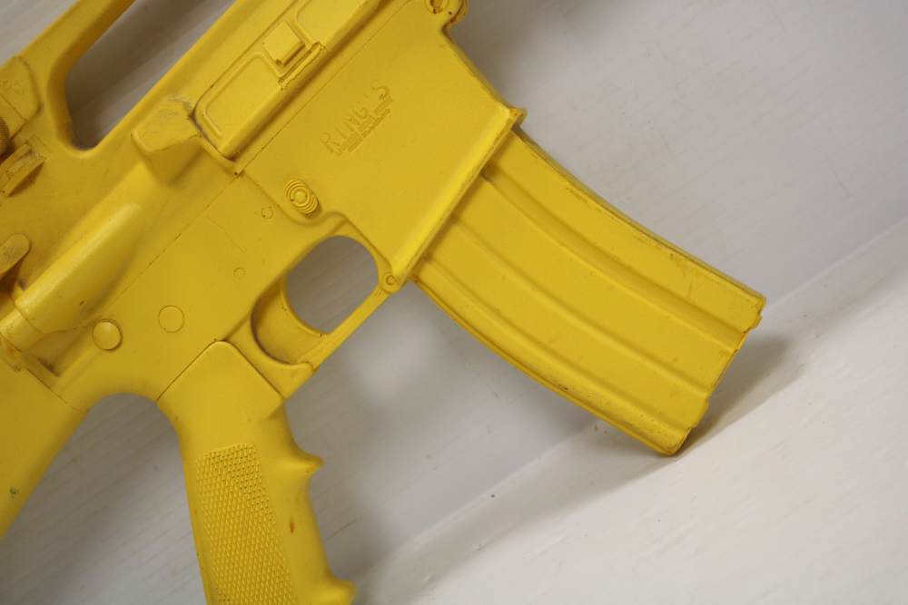 Ring's Blueguns Colt AR-15 A2 Gov't Model Safety Yellow Dummy Rifle-img-22