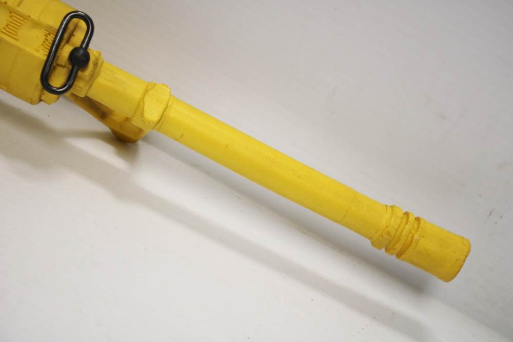 Ring's Blueguns Colt AR-15 A2 Gov't Model Safety Yellow Dummy Rifle-img-39