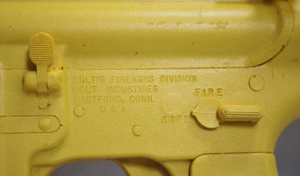 Ring's Blueguns Colt AR-15 A2 Gov't Model Safety Yellow Dummy Rifle-img-7