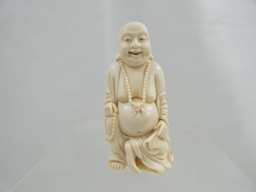 ANTIQUE OKIMONO HAND CARVED FIGURINE BUDDHA Chinese Oriental pre-ban ivory-img-0