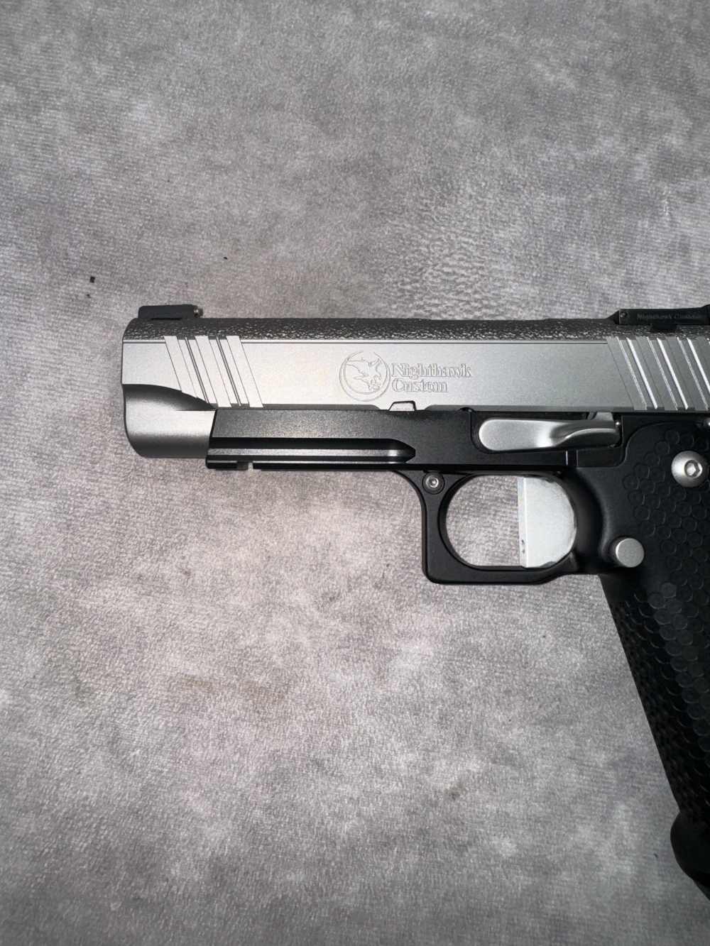 USED! NIGHTHAWK CUSTOM BOB MARVEL 2011 TWO TONE 9MM W/ ORIG BAG 2 MAGS -img-13
