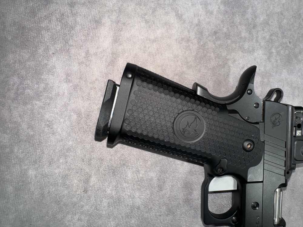 USED! NIGHTHAWK CUSTOM MODEL GRP DOUBLE STACK 2011 9MM IOS W/ RMR 2 MAGS-img-15