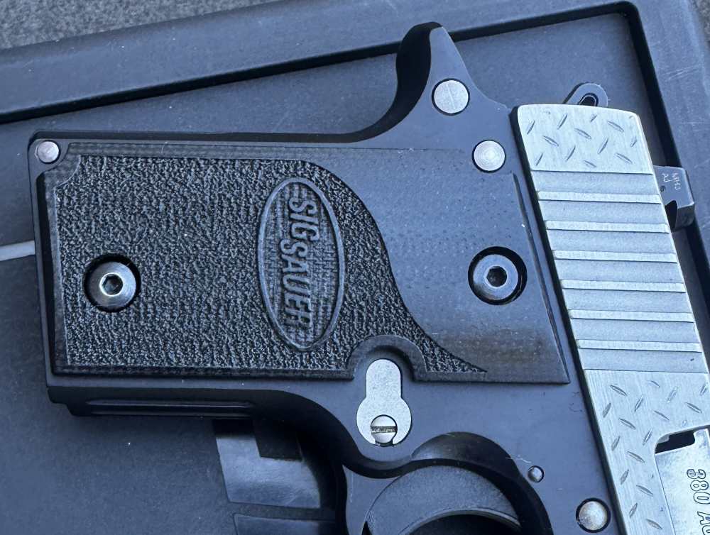 Scarce Sig Sauer P238 Diamond Plate .380 ACP, Discontinued-img-9