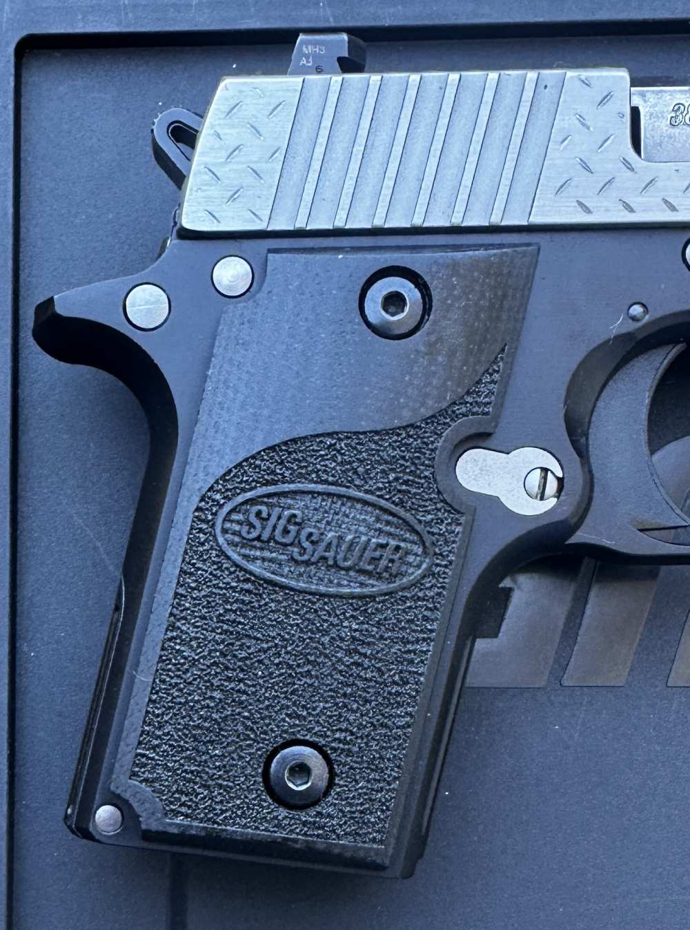 Scarce Sig Sauer P238 Diamond Plate .380 ACP, Discontinued-img-10