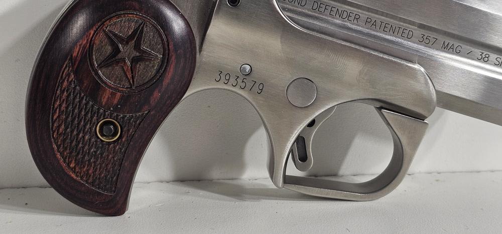 Bond Arms Defender 357 mag/38 spl pistol...BIDDING-img-5