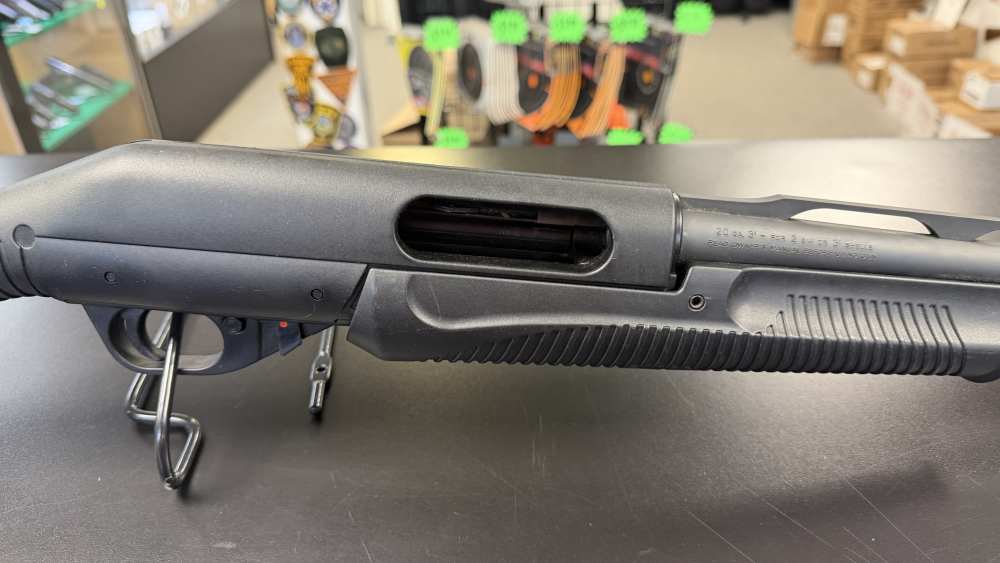 Benelli Nova 20 Gauge NO RESERVE-img-3