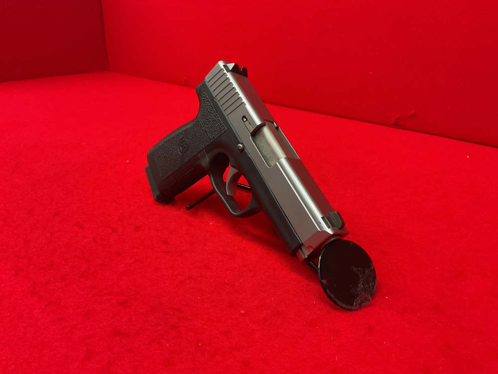 Kahr p9 9mm pistol -img-2