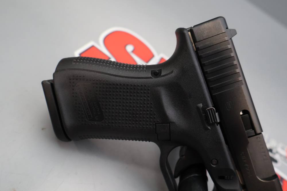 Glock 23 V 4.02" .40 S&W w/Case -img-16