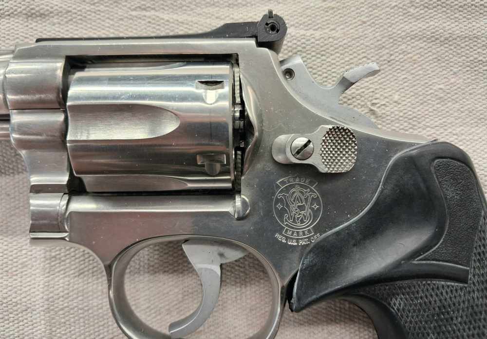 Smith & Wesson Model 67-1, .38 special, 4" barrel, 6 shot revolver.-img-3