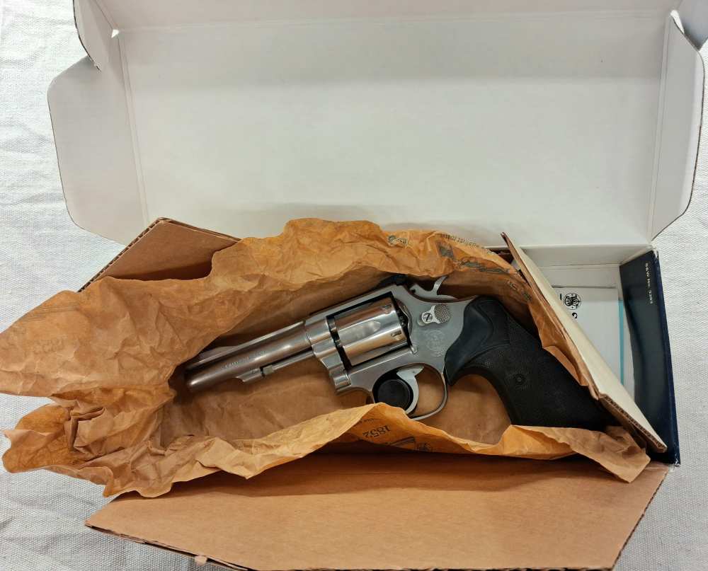Smith & Wesson Model 67-1, .38 special, 4" barrel, 6 shot revolver.-img-16