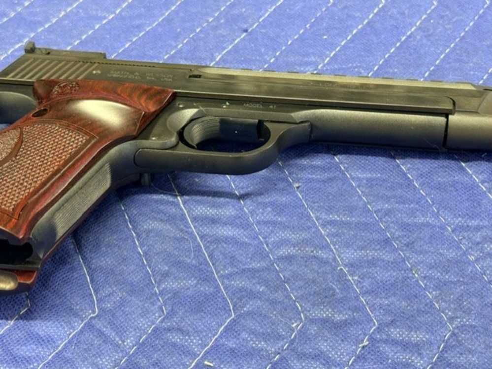 No Reserve - Unfired Smith & Wesson Model 41 Pistol .22 LR with Optic Rail-img-4