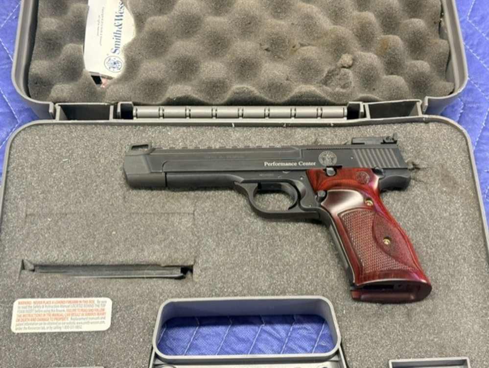 No Reserve - Unfired Smith & Wesson Model 41 Pistol .22 LR with Optic Rail-img-1