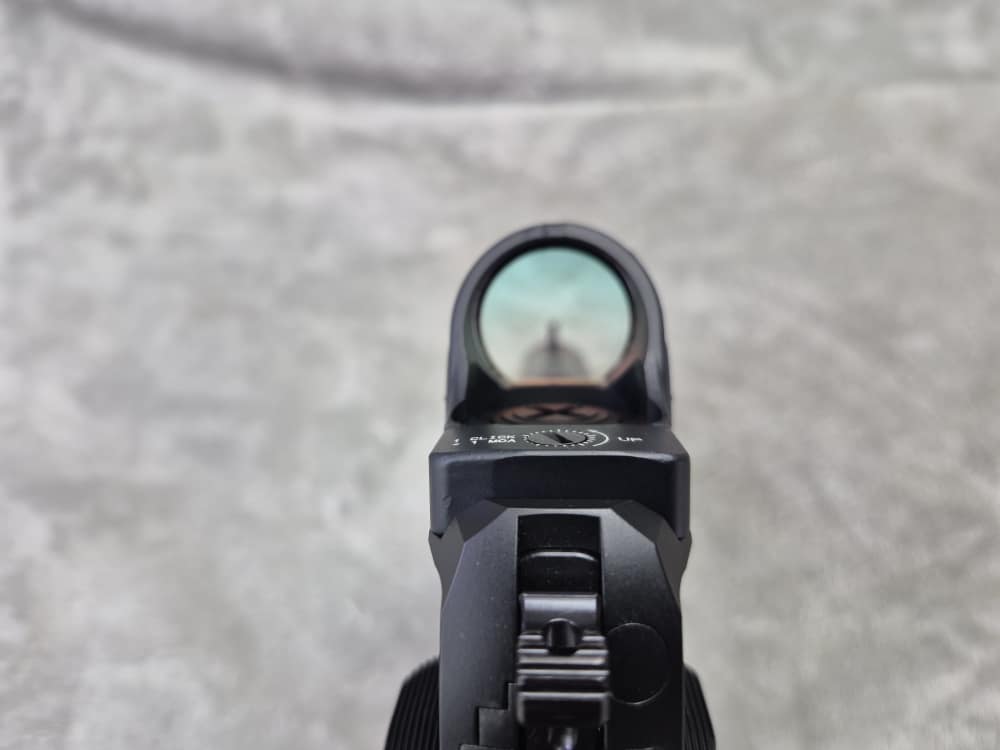 Vudoo Gun Works Priest 4.25” Semi Auto 9mm Trijicon SRO2 20rd – EXCELLENT!-img-12