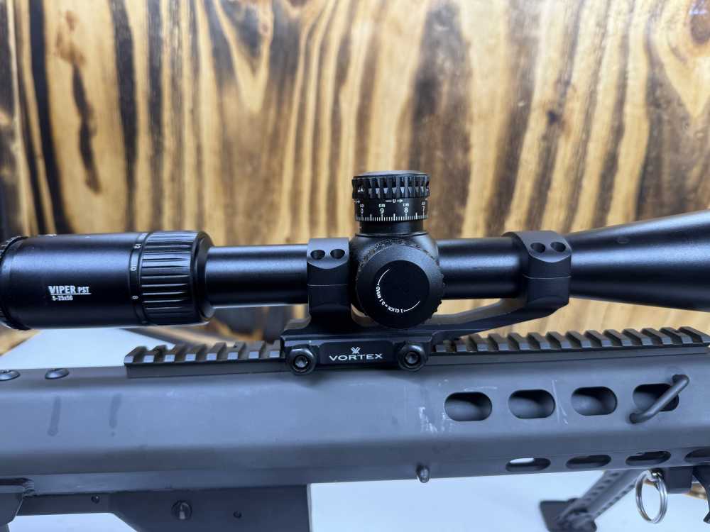 BARRETT M95 BOLT-ACTION BULLPUP RIFLE .50 BMG-img-10