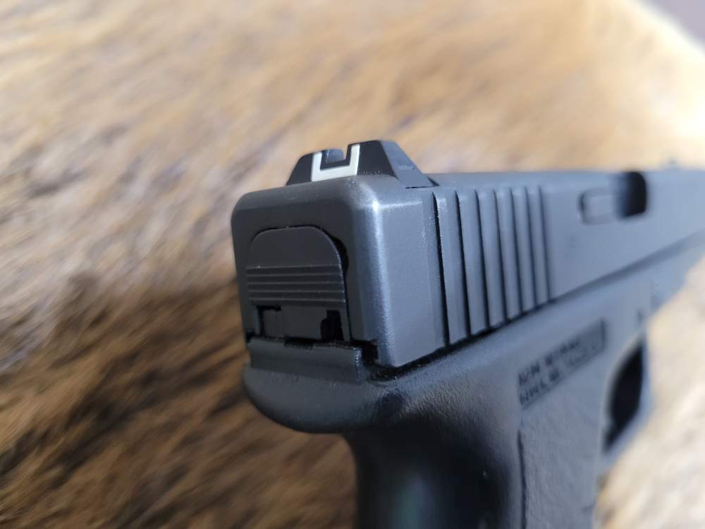 Used Glock 17 Gen 2 9mm Very Good Condition-img-24