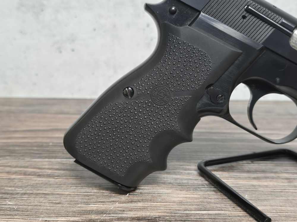 Browning Hi-Power 9mm 1982 Production-img-2