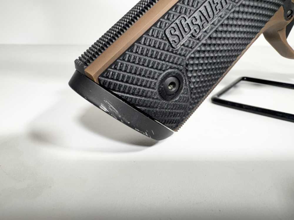 Sig Sauer 1911 XCarry 45 Auto-img-3