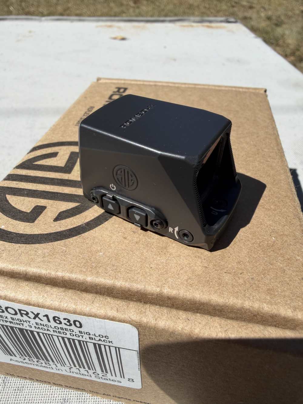 Romeo-X Sig-Loc Compact Red Dot Enclosed Sight RMSc 3 MOA Model # SORX1630-img-3