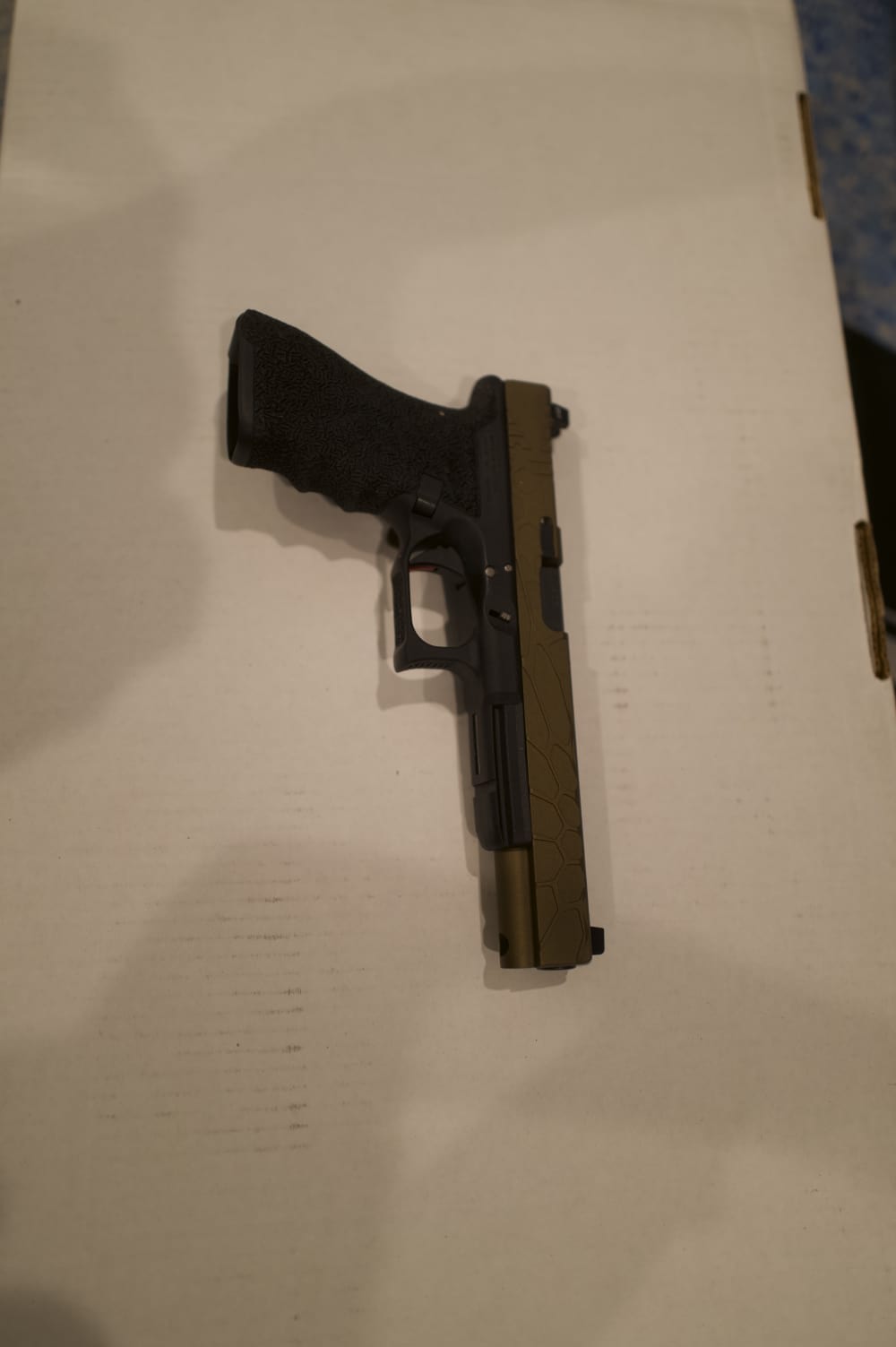 Custom Glock 17L Gen3 9mm Long-Slide Pistol with Glock and Pelican Case-img-2