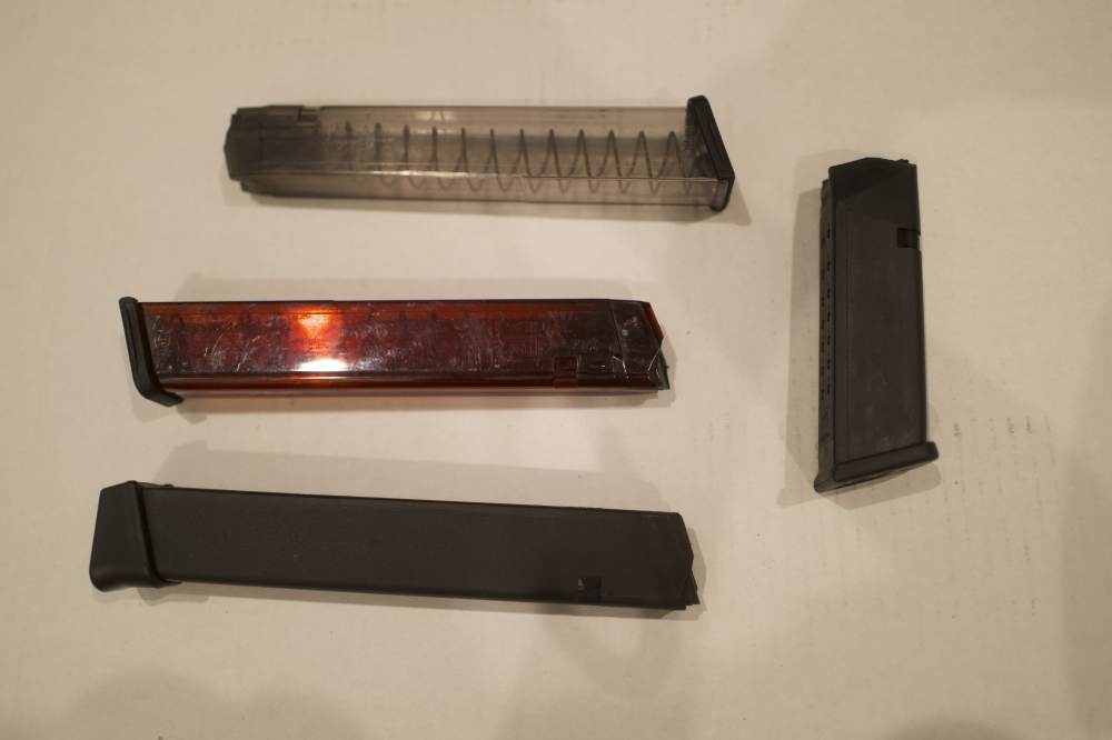 Custom Glock 17L Gen3 9mm Long-Slide Pistol with Glock and Pelican Case-img-5