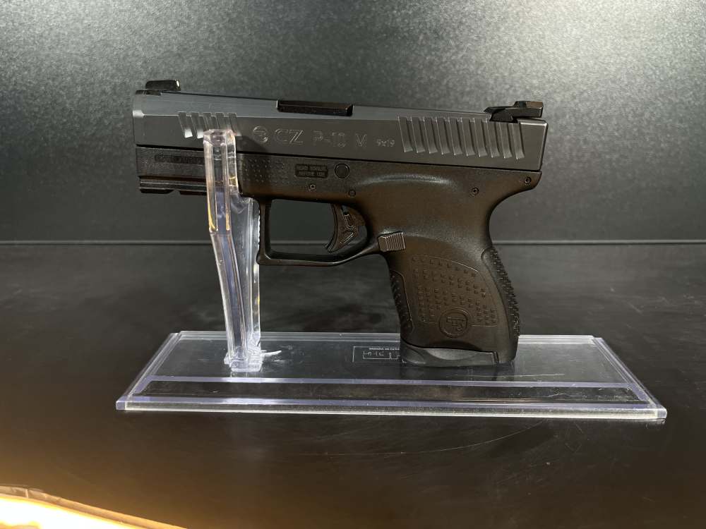 CZ 9mm Pistol-img-1