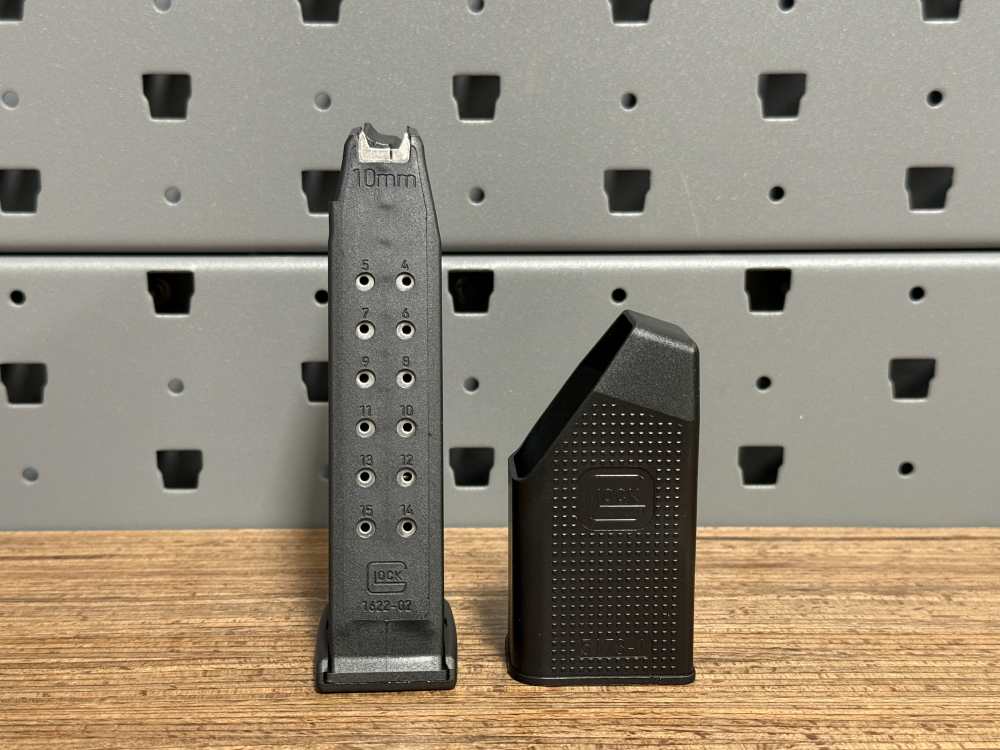 Glock 40 MOS 10mm 15rd VERY CLEAN Like-New No Reserve PENNY AUCTION-img-43