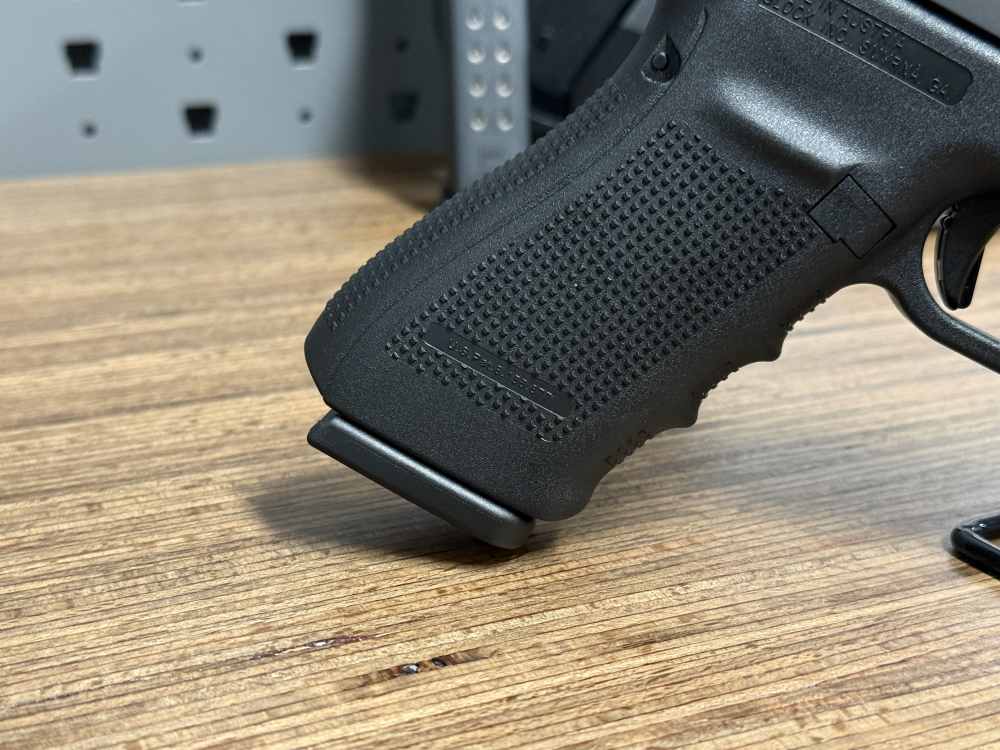 Glock 40 MOS 10mm 15rd VERY CLEAN Like-New No Reserve PENNY AUCTION-img-21