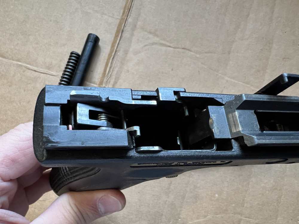 Springfield Armory XD XD9 9mm, 2- 16rd mags, case, $1 starting bid-img-21