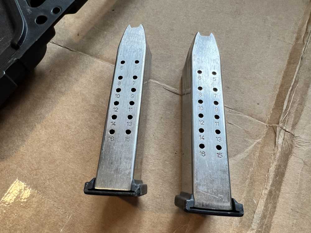 Springfield Armory XD XD9 9mm, 2- 16rd mags, case, $1 starting bid-img-32