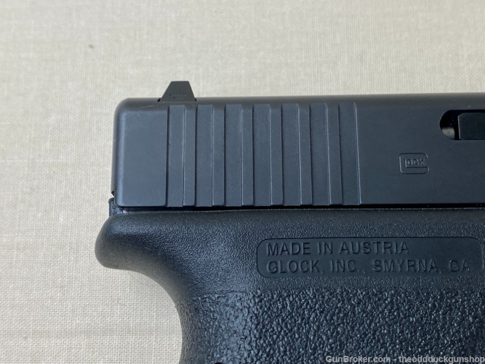 Glock P80 9mm Semi Auto Pistol 4.4" Like New-img-13