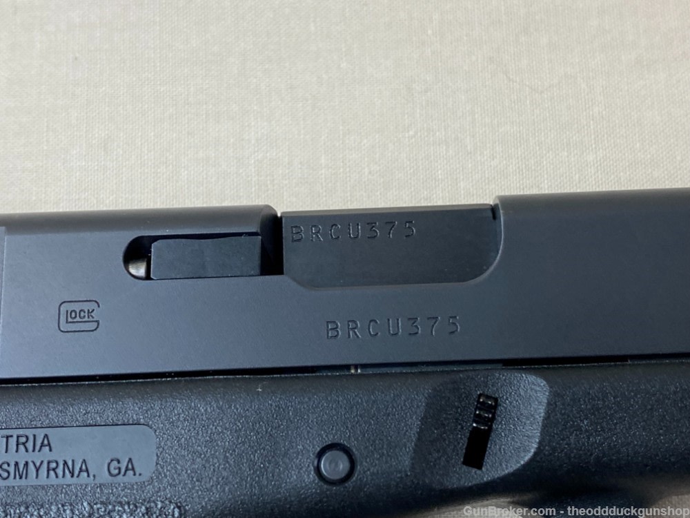 Glock P80 9mm Semi Auto Pistol 4.4" Like New-img-14