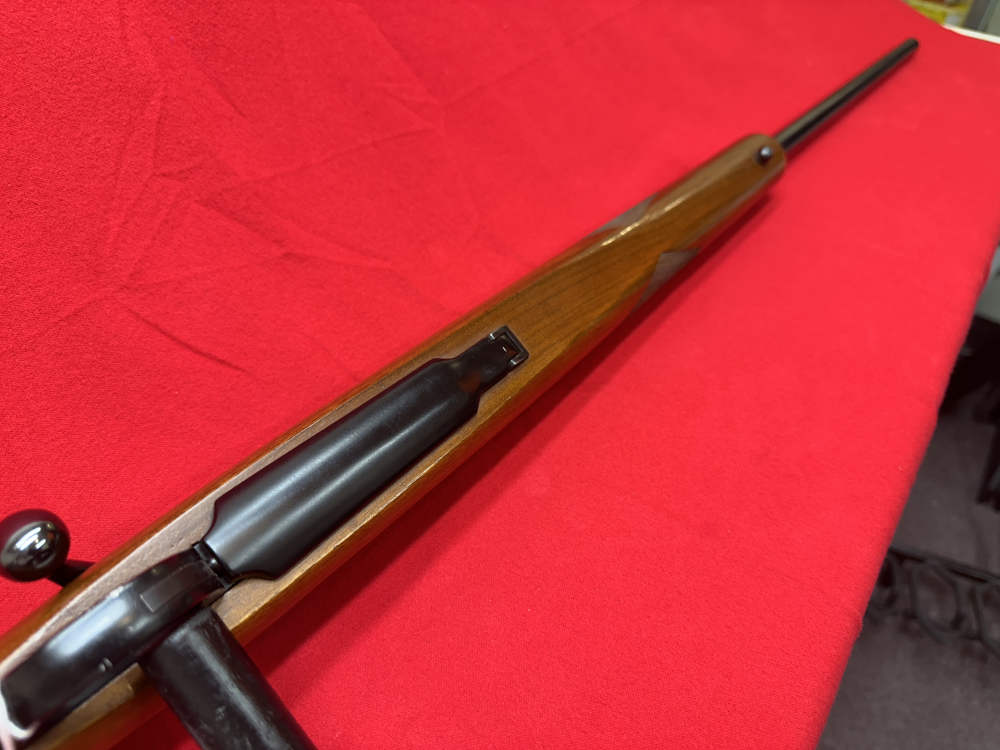 RUGER M77 BOLT ACTION RIFLE-img-11