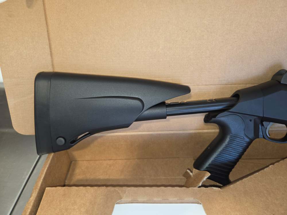 Benelli M4 Entry Semi-Auto 12-Gauge Short Barrel Shotgun w/ Telescope Stock-img-2