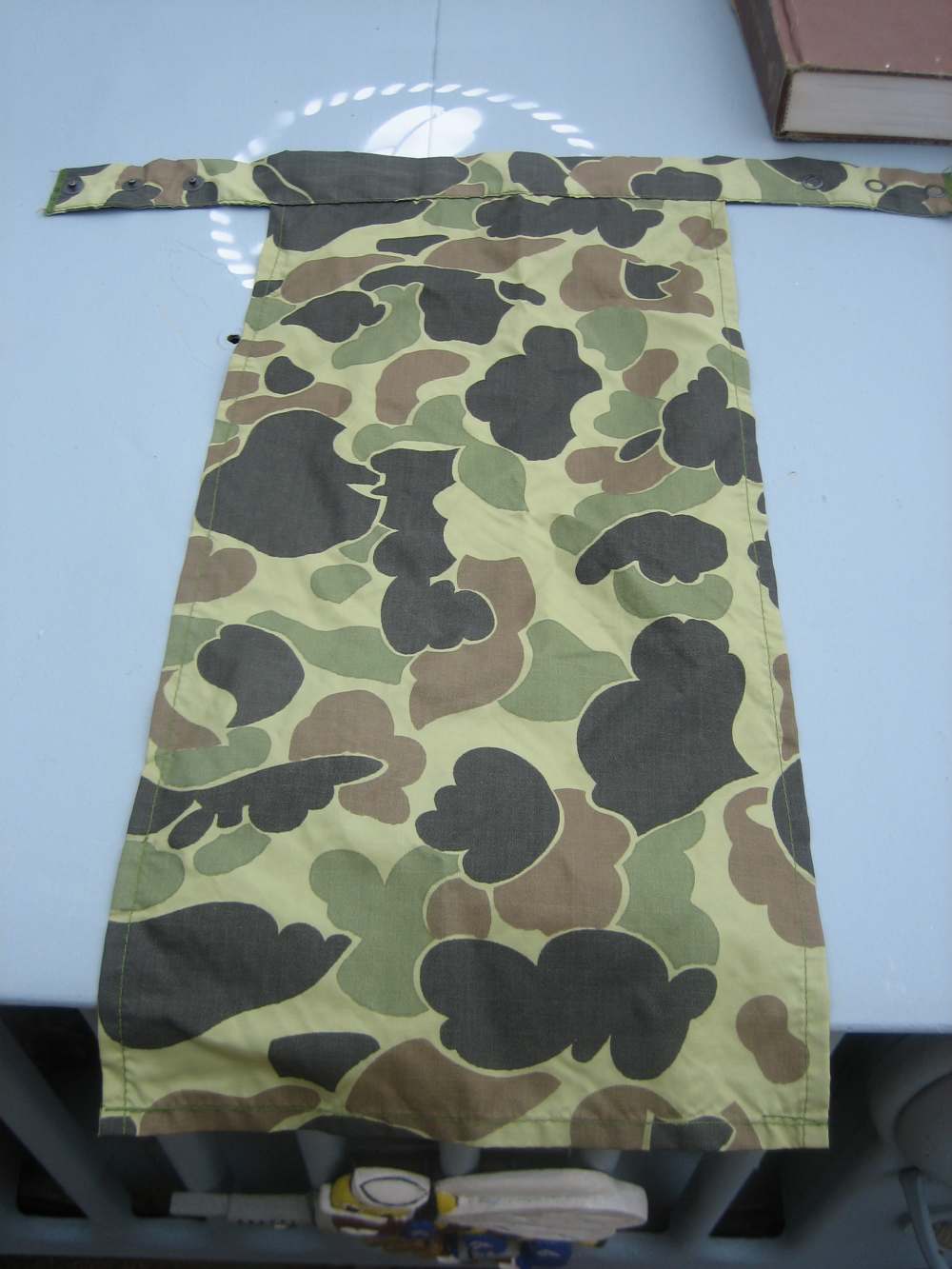 U.S. SPECIAL FORCES ASCOTS CAMO W.W. 2 AND VIETNAM ERA-img-0