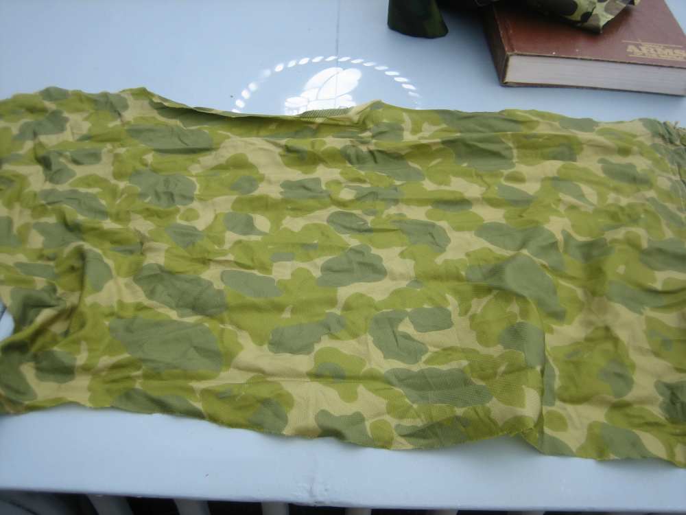 U.S. SPECIAL FORCES ASCOTS CAMO W.W. 2 AND VIETNAM ERA-img-2