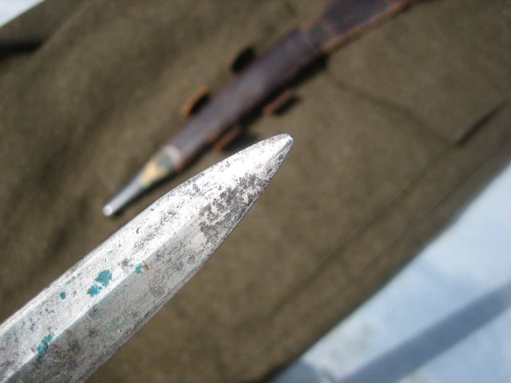 W.W. 2 BRITTISH FAIRBAIRN COMMANDO DAGGER THIRD PATTERN.-img-5