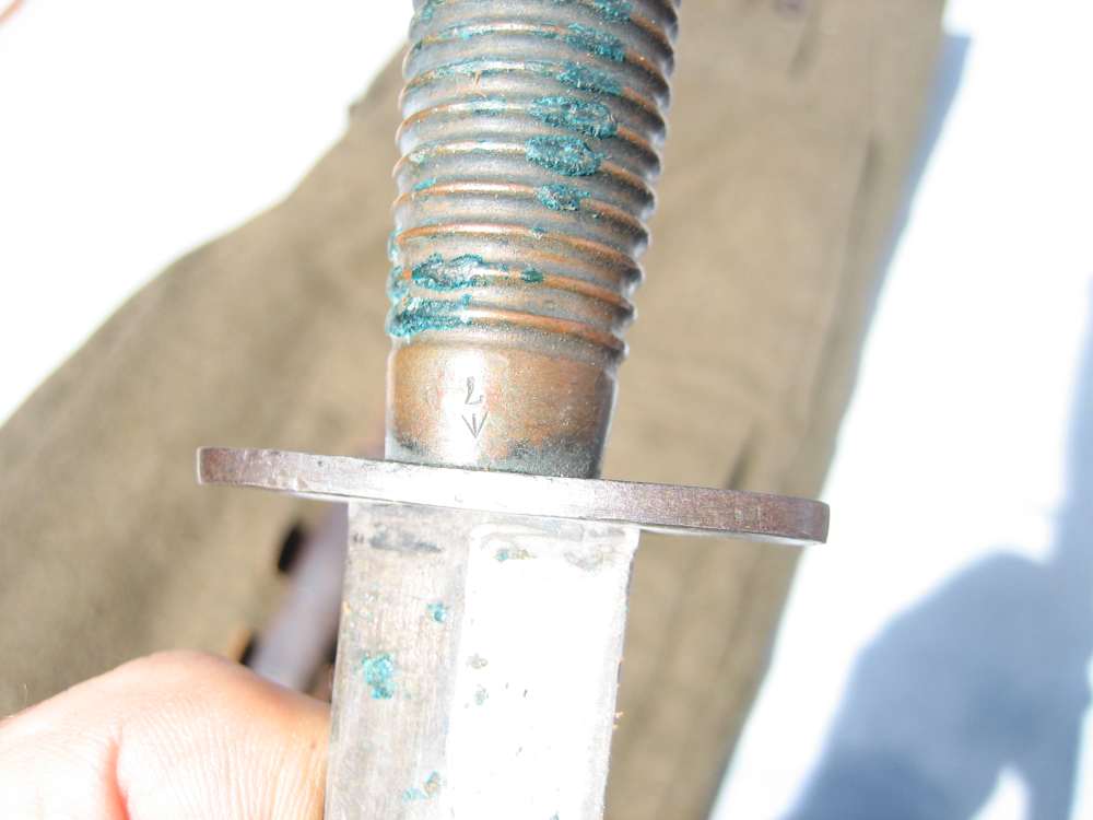 W.W. 2 BRITTISH FAIRBAIRN COMMANDO DAGGER THIRD PATTERN.-img-8