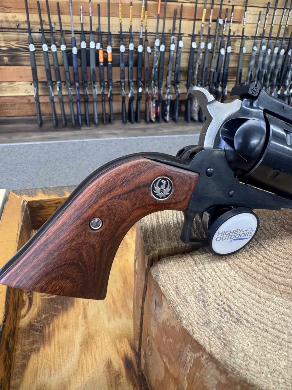 Ruger Super Blackhawk Revolver - 44 Rem Mag, 7.50", 6rd, Blued -img-1
