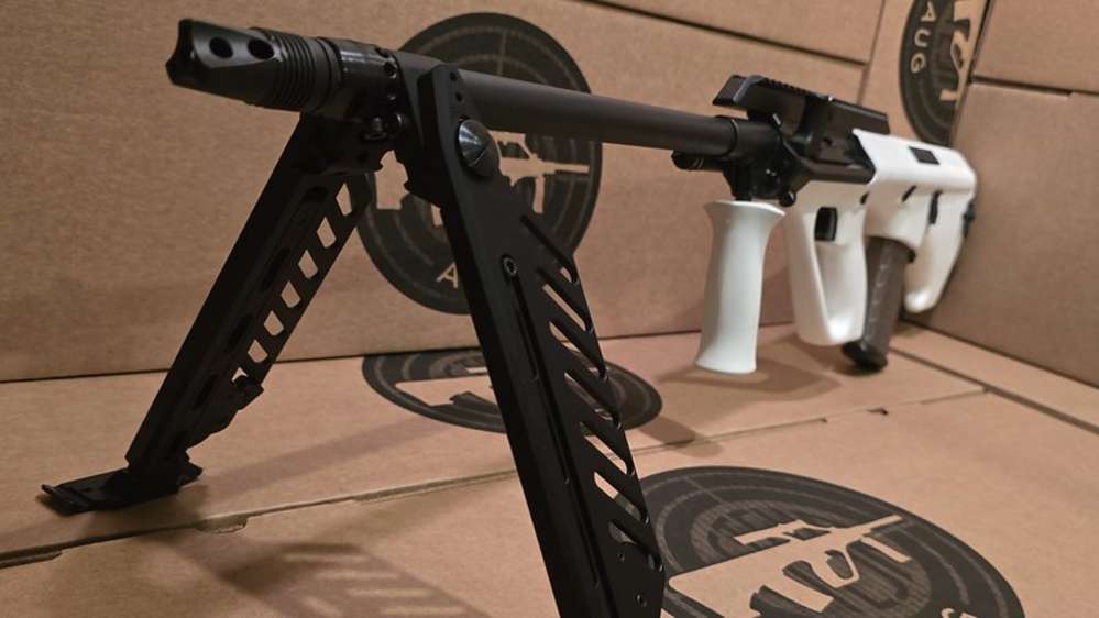 Steyr AUG rifle with 2 barrels 24 inch -img-12