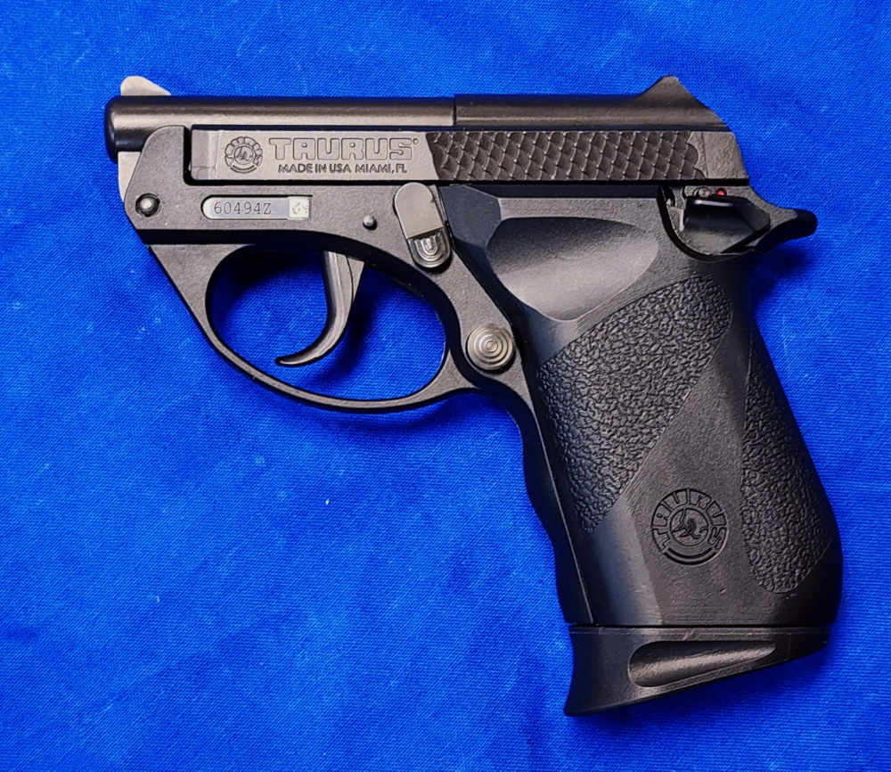 TAURUS PT-22 .22 LR 2.3" TIP-UP MIAMI-MADE - EXCELLENT CONDITION-img-3