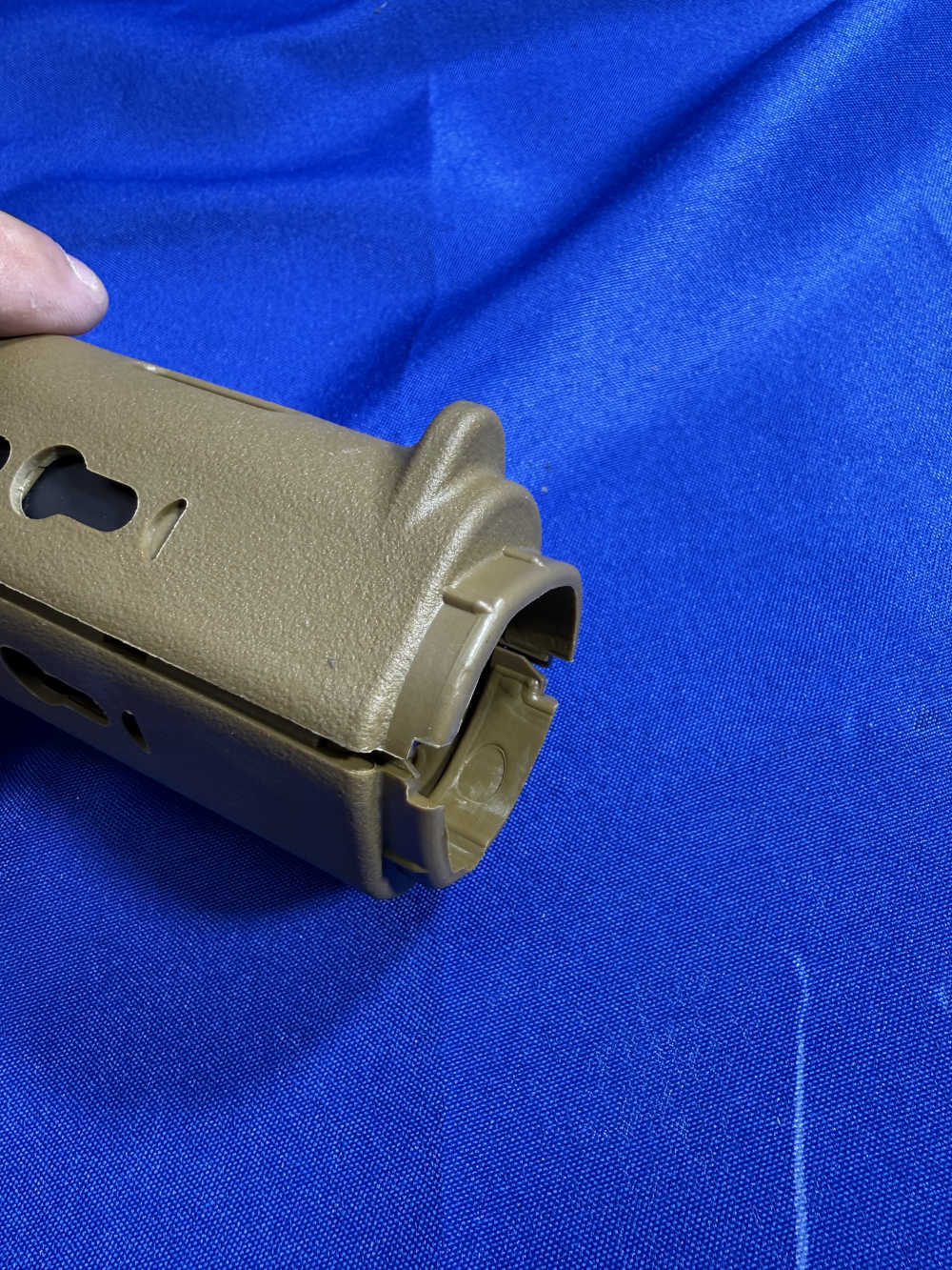 B5 Systems AR-15 Key Mod Mid Length 8.61” Coyote Brown Handguard-img-3