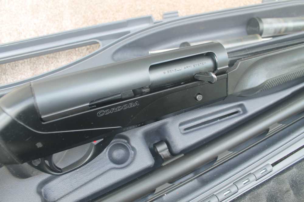 Benelli Cordoba 12 Ga 30” Ported Barrel  3” Chamber  in hard case Excellent-img-5