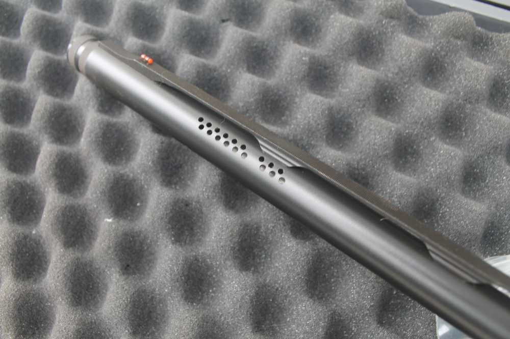 Benelli Cordoba 12 Ga 30” Ported Barrel  3” Chamber  in hard case Excellent-img-10
