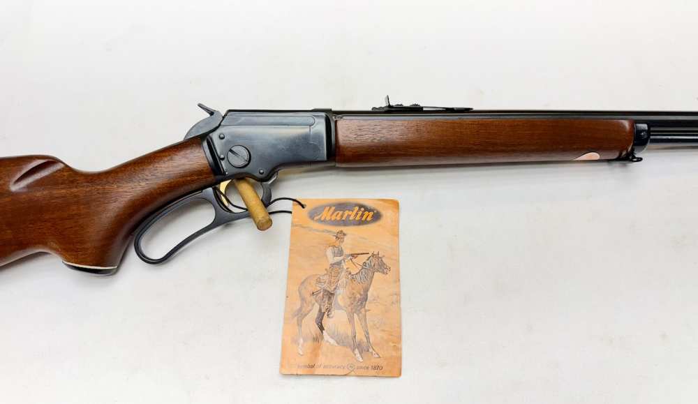 1969 JM Marlin 39A Golden 22 LR Walnut and 24" Barrel Excellent Lever 39-img-1