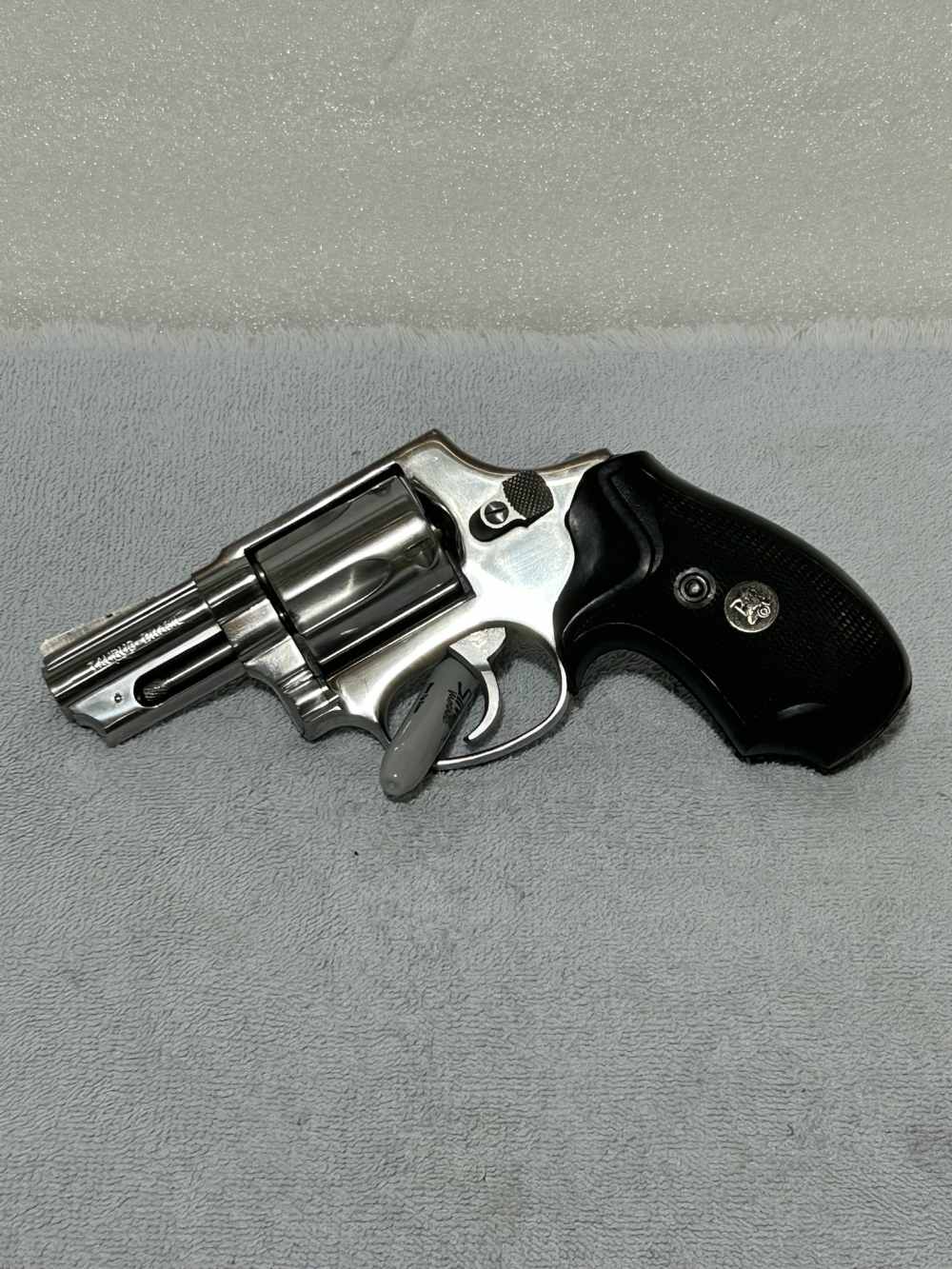 Taurus model 605 Stainless Steel .357 mag 2.5" bbl Nice 357mag or 38 spl -img-2