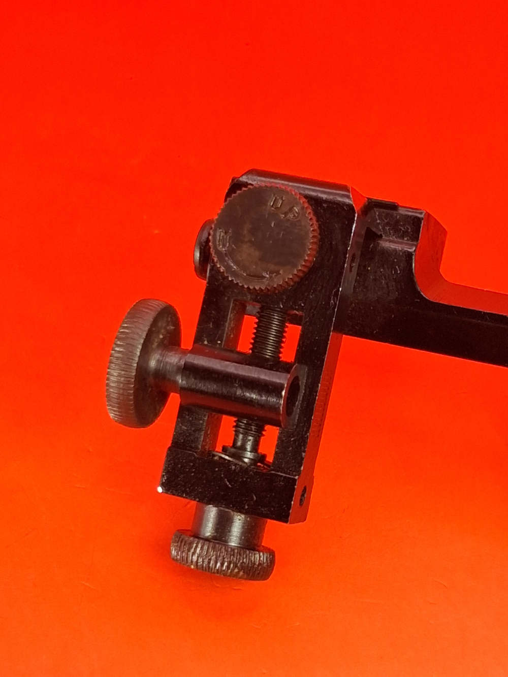 Mossberg S330 Receiver Peep Sight Target Aperture Complete with Screws-img-8