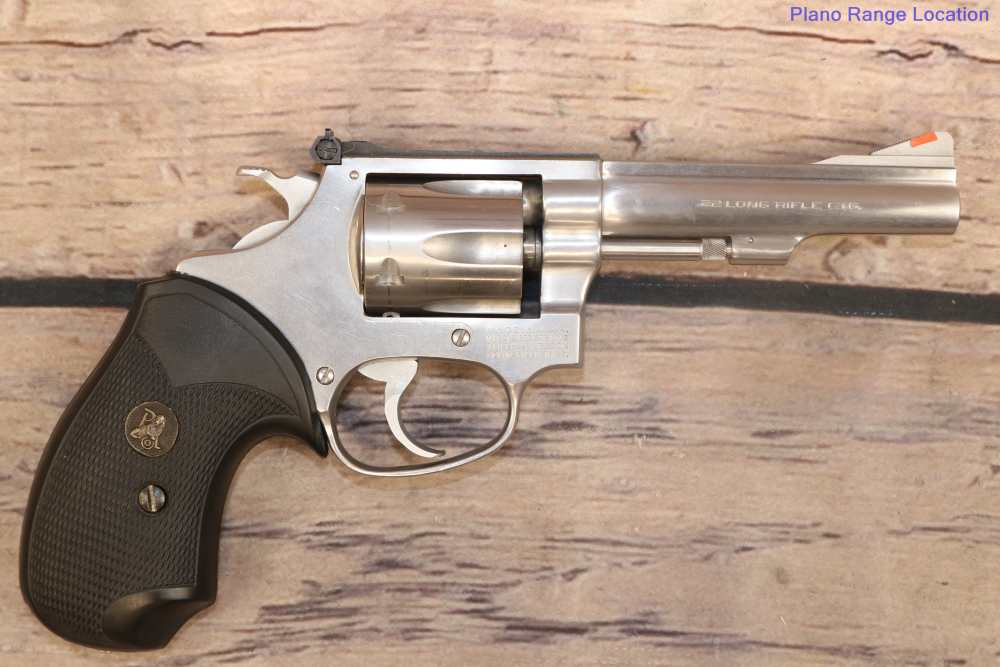Smith & Wesson 63 No Dash .22 LR 4" Barrel Beautiful-img-1